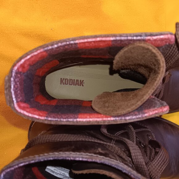 Brown Leather Women's Boots - Picture 5 of 6